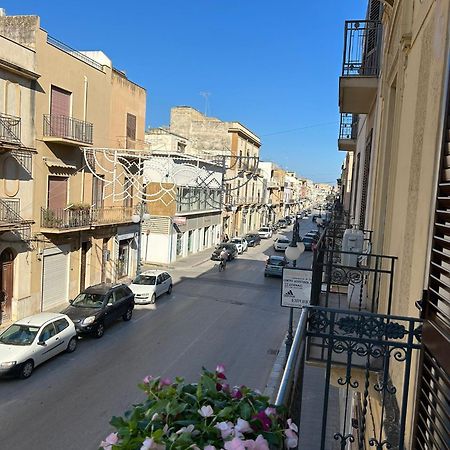 Bon Bon Apartment Mazara del Vallo Kültér fotó